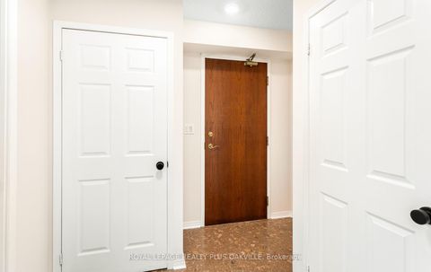 Photo 11 at LPH07 - 7 Michael Power Place, City Centre West, Toronto