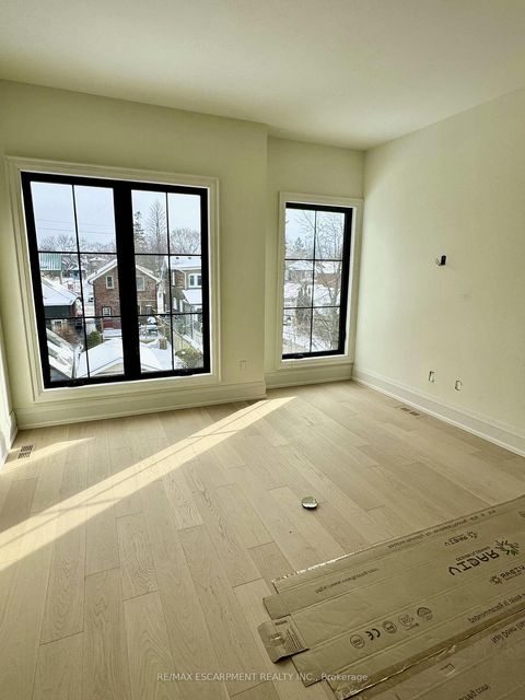 Photo 4 at 94 Fifth Street, New Toronto, Toronto