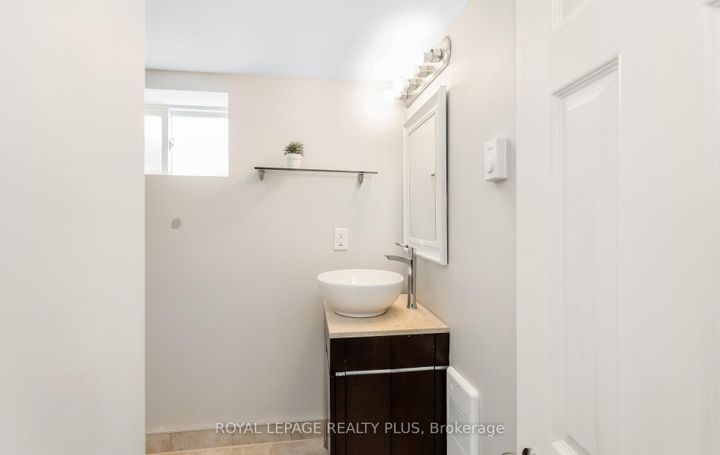 Photo 22 at 9 Ewing Street, Georgetown, Halton Hills