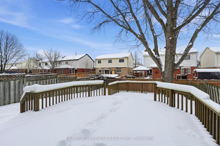 Photo 33 at 24 Braeheid Avenue, Waterdown, Hamilton