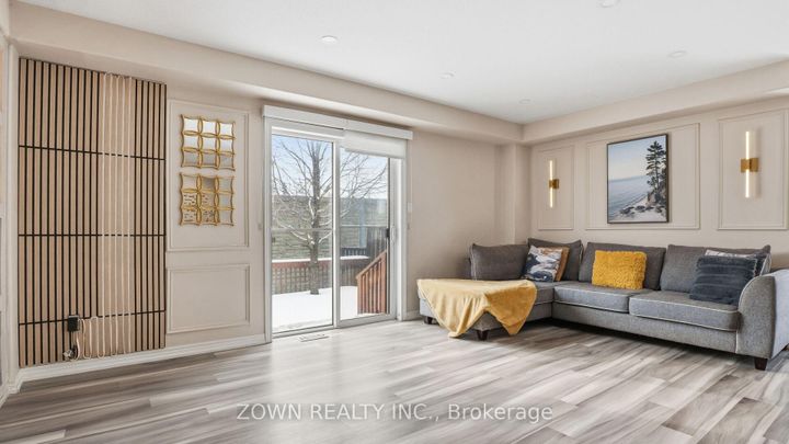 Photo 5 at 42 - 242 UPPER MOUNT ALBION Road, Stoney Creek Mountain, Hamilton