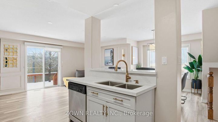 Photo 12 at 42 - 242 UPPER MOUNT ALBION Road, Stoney Creek Mountain, Hamilton