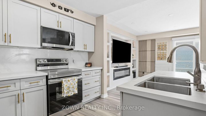 Photo 13 at 42 - 242 UPPER MOUNT ALBION Road, Stoney Creek Mountain, Hamilton