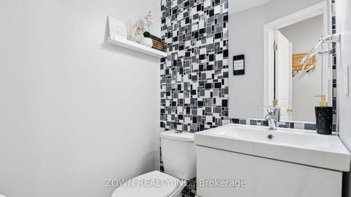 Photo 33 at 42 - 242 UPPER MOUNT ALBION Road, Stoney Creek Mountain, Hamilton