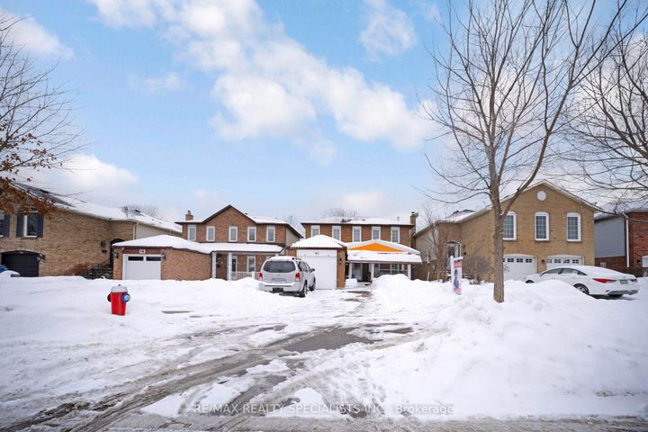 Photo 1 at 40 Floribunda Crescent, Bramalea West Industrial, Brampton