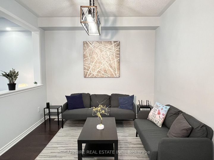 Photo 6 at 325 Trudeau Drive E, CL Clarke, Milton