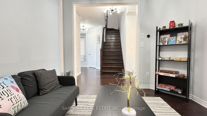 Photo 16 at 325 Trudeau Drive E, CL Clarke, Milton