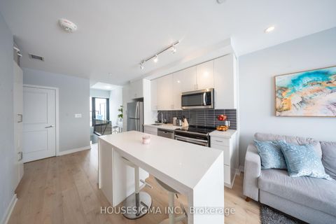 Photo 6 at 901 - 2799 Kingston Road, Cliffcrest, Toronto
