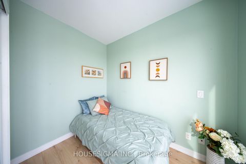 Photo 15 at 901 - 2799 Kingston Road, Cliffcrest, Toronto
