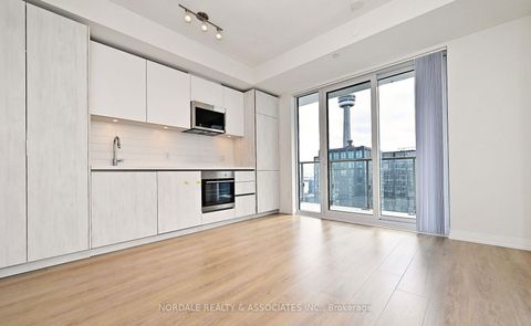 Photo 4 at SPH12 - 8 Widmer Street, Waterfront Communities C1, Toronto