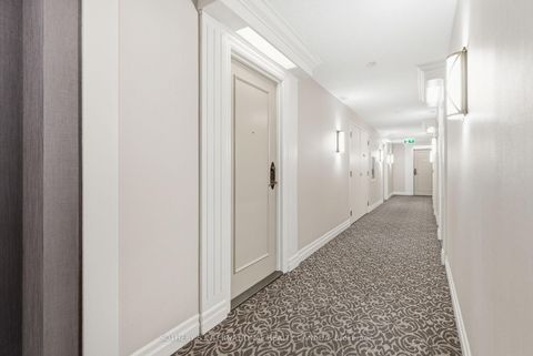 Photo 4 at 707 - 5229 Dundas Street W, City Centre West, Toronto