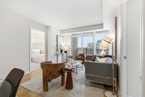 Photo 9 at 707 - 5229 Dundas Street W, City Centre West, Toronto