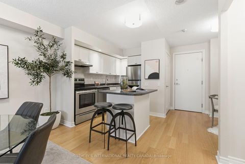 Photo 16 at 707 - 5229 Dundas Street W, City Centre West, Toronto
