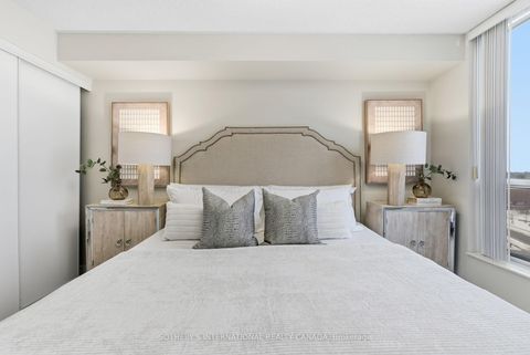 Photo 25 at 707 - 5229 Dundas Street W, City Centre West, Toronto