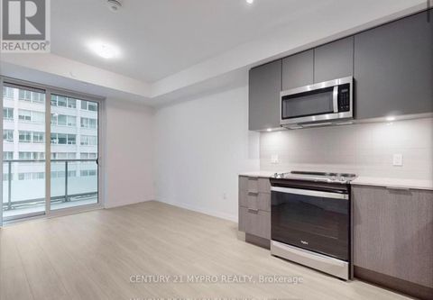 Photo 4 at 703 - 25 Holly Street, Mount Pleasant West, Toronto