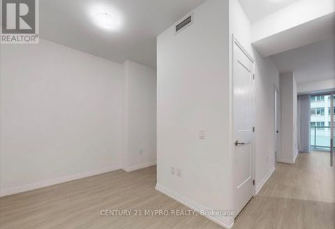 Photo 7 at 703 - 25 Holly Street, Mount Pleasant West, Toronto