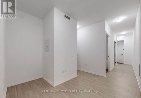 Photo 8 at 703 - 25 Holly Street, Mount Pleasant West, Toronto