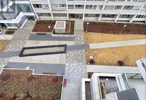 Photo 12 at 703 - 25 Holly Street, Mount Pleasant West, Toronto