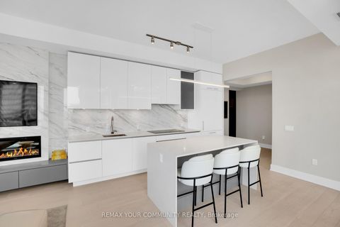 Photo 12 at 5405 - 1 Yorkville Avenue, Annex, Toronto