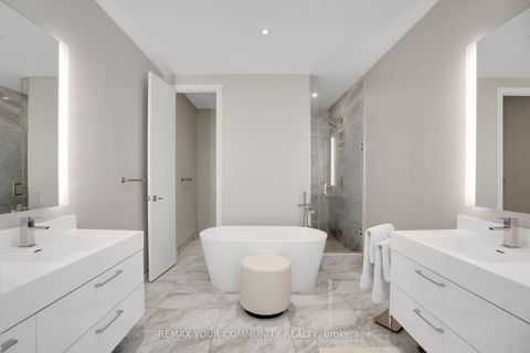 Photo 16 at 5405 - 1 Yorkville Avenue, Annex, Toronto