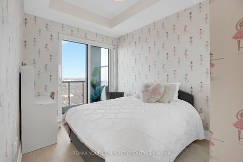 Photo 18 at 5405 - 1 Yorkville Avenue, Annex, Toronto