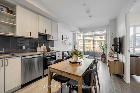 Photo 6 at 224 - 50 George Butchart Drive, CFB, Toronto