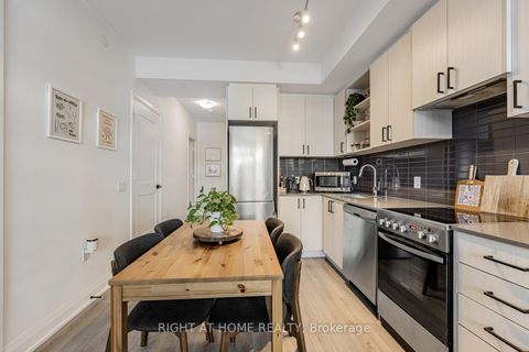Photo 10 at 224 - 50 George Butchart Drive, CFB, Toronto