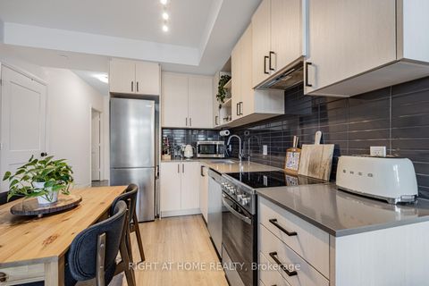Photo 11 at 224 - 50 George Butchart Drive, CFB, Toronto