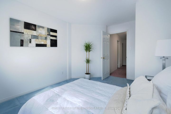 Photo 22 at 15 - 1285 Bristol Road W, East Credit, Mississauga