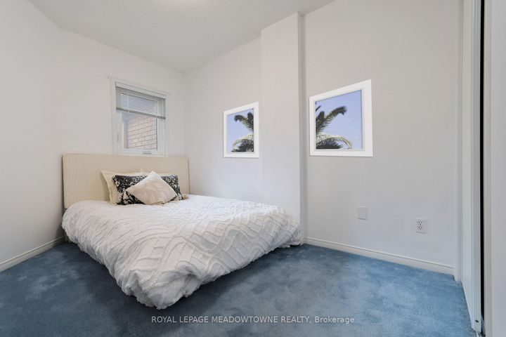 Photo 23 at 15 - 1285 Bristol Road W, East Credit, Mississauga