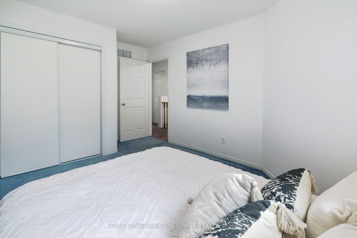 Photo 24 at 15 - 1285 Bristol Road W, East Credit, Mississauga