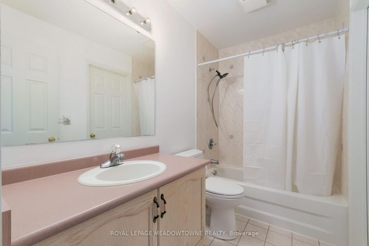 Photo 25 at 15 - 1285 Bristol Road W, East Credit, Mississauga