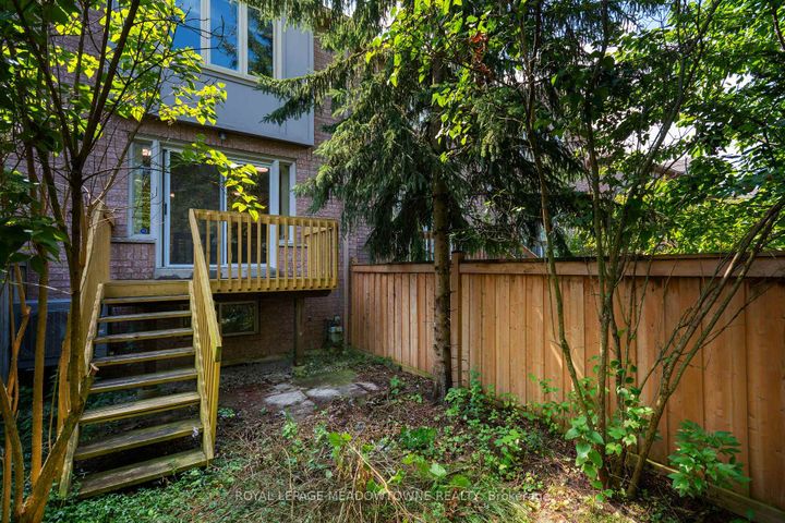 Photo 34 at 15 - 1285 Bristol Road W, East Credit, Mississauga