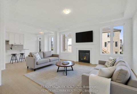 Photo 7 at 634 Newlove Street, Rural Innisfil, Innisfil