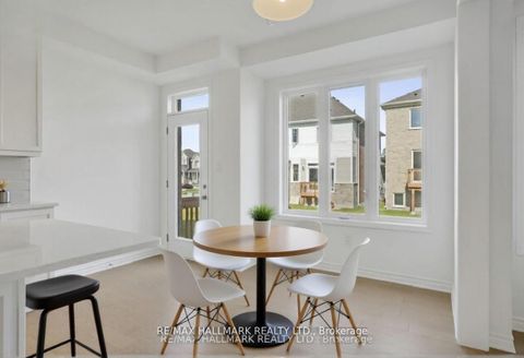 Photo 11 at 634 Newlove Street, Rural Innisfil, Innisfil