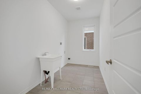 Photo 27 at 634 Newlove Street, Rural Innisfil, Innisfil