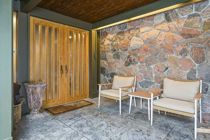 Photo 5 at 2510 Britannia Road, Rural Burlington, Burlington