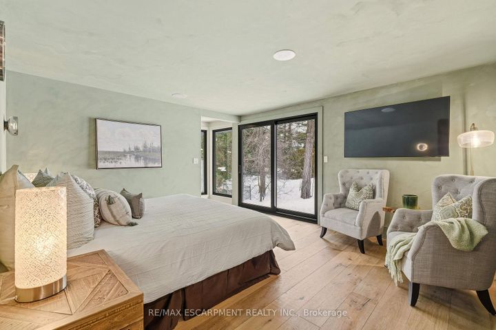 Photo 13 at 2510 Britannia Road, Rural Burlington, Burlington