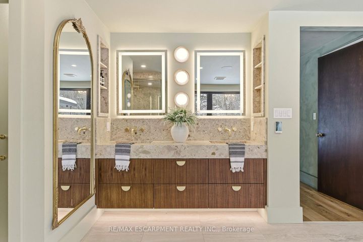 Photo 16 at 2510 Britannia Road, Rural Burlington, Burlington