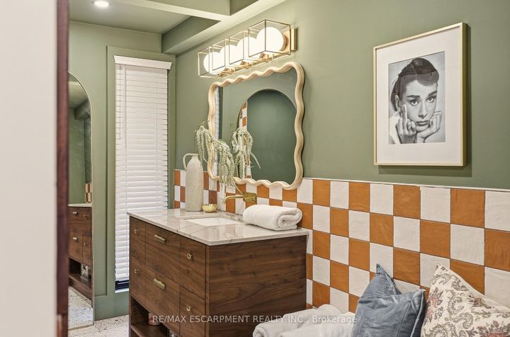 Photo 32 at 2510 Britannia Road, Rural Burlington, Burlington