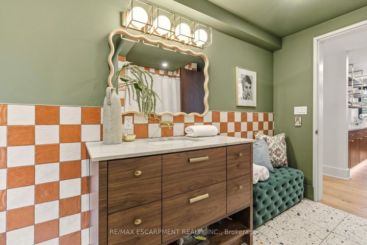 Photo 33 at 2510 Britannia Road, Rural Burlington, Burlington