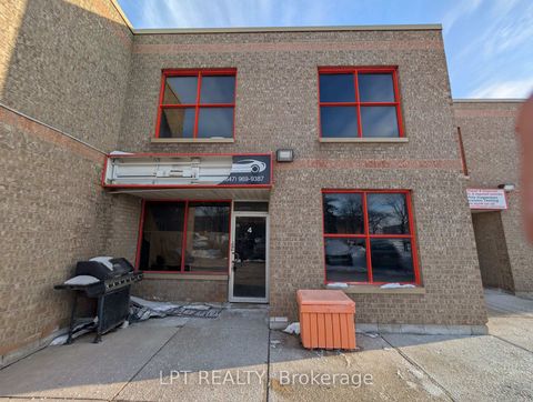 Photo 1 at 4 - 181 Woodstream Boulevard, Vaughan Grove, Vaughan