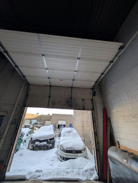 Photo 6 at 4 - 181 Woodstream Boulevard, Vaughan Grove, Vaughan