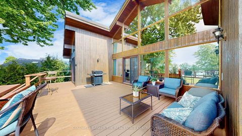 Photo 1 at 33 Lake Drive E, Historic Lakeshore Communities, Georgina