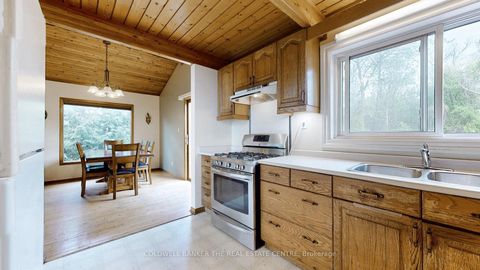 Photo 5 at 33 Lake Drive E, Historic Lakeshore Communities, Georgina