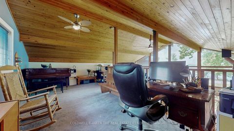 Photo 11 at 33 Lake Drive E, Historic Lakeshore Communities, Georgina