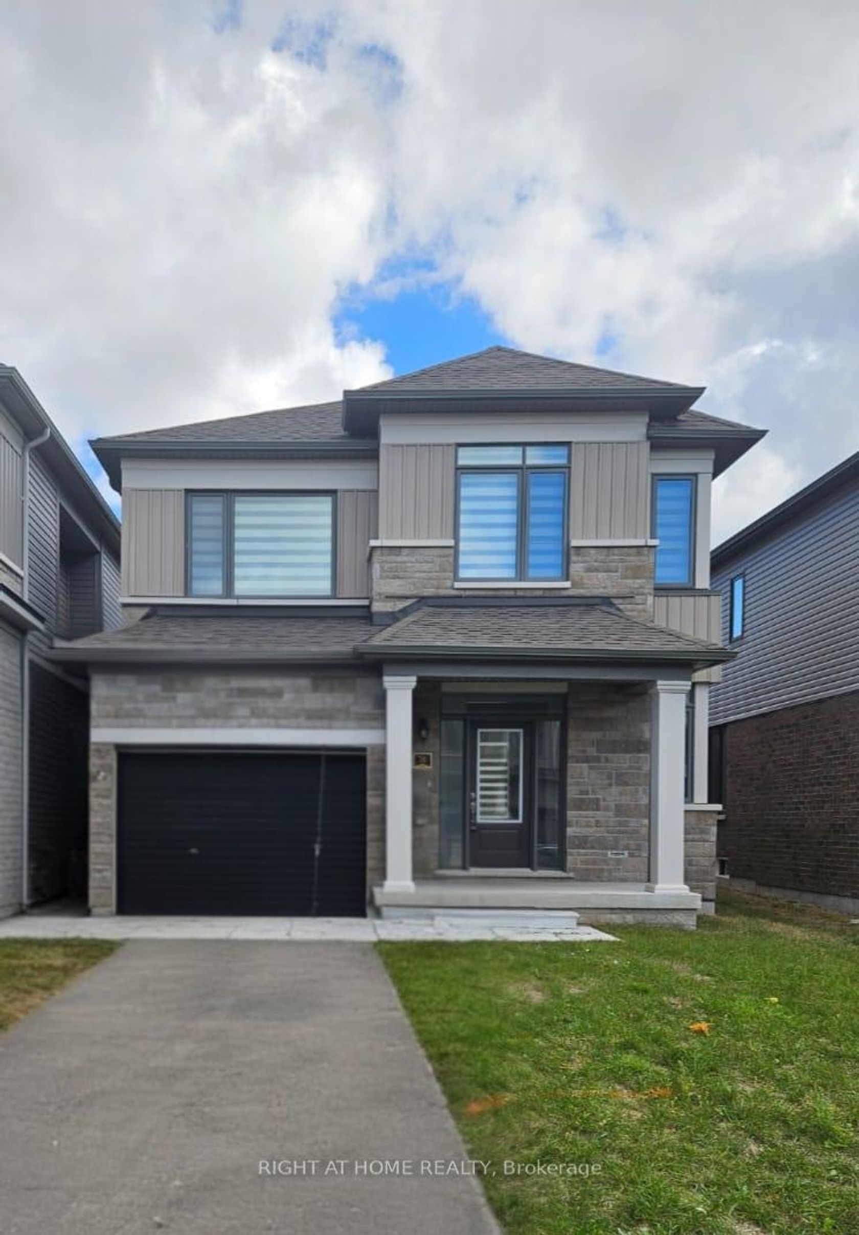 24 Tamworth Terrace, Rural Barrie Southeast, Barrie photo number 2