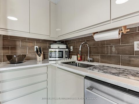 Photo 13 at 219 Touchstone Drive, Amesbury, Toronto