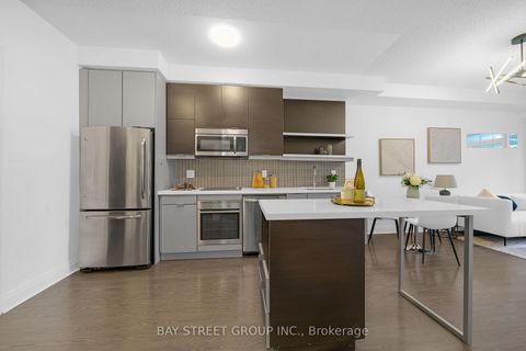 Photo 4 at 225 - 399 Spring Garden Avenue, Willowdale East, Toronto