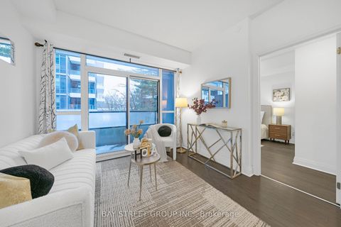 Photo 9 at 225 - 399 Spring Garden Avenue, Willowdale East, Toronto